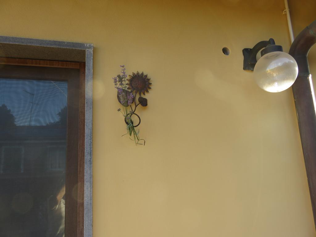 Bed and Breakfast Agriturismo "La Rosa Canina" Леричи Экстерьер фото